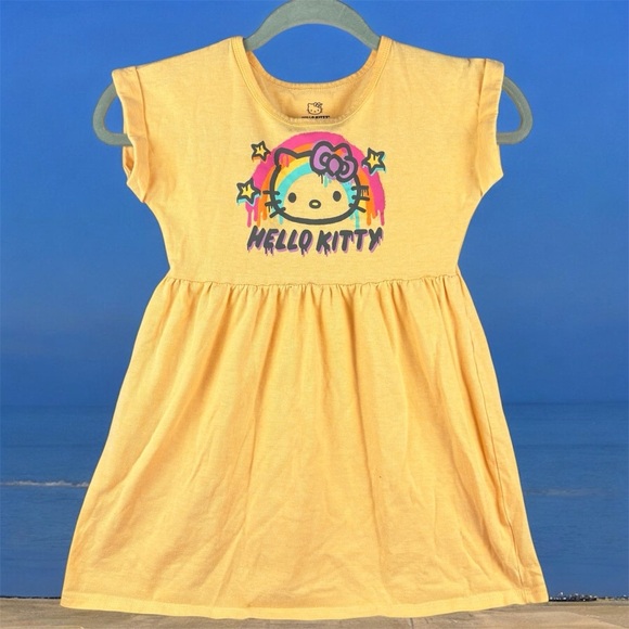 Hello Kitty Other - Hello Kitty Soft Peachy Yellow Dress Graphic Print Girls Small 6 Rolled Sleeves